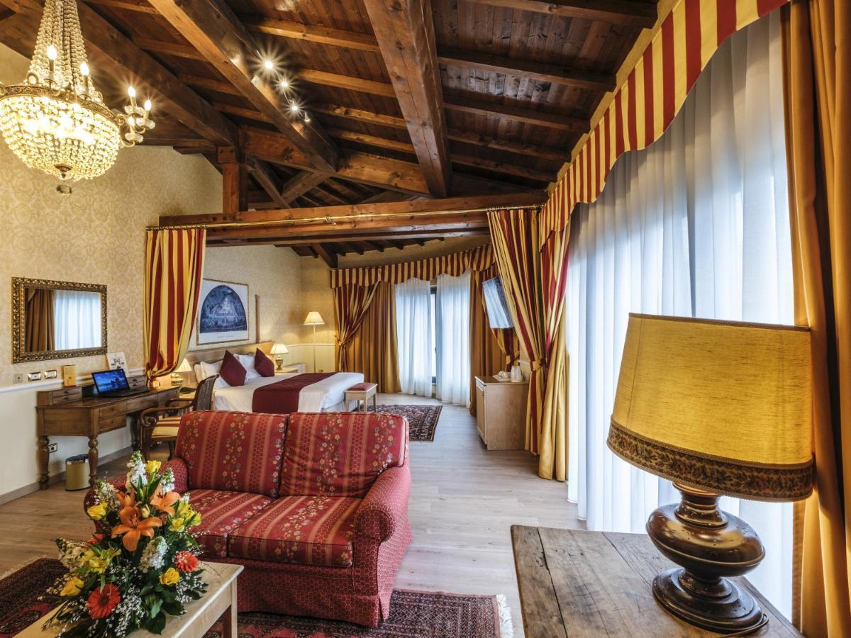 Hotel Orologio Ferrara Buitenkant foto