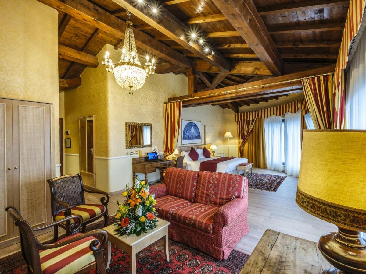 Hotel Orologio Ferrara Buitenkant foto