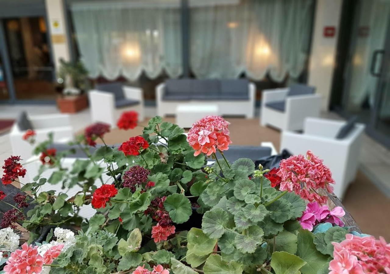 Hotel Orologio Ferrara Buitenkant foto